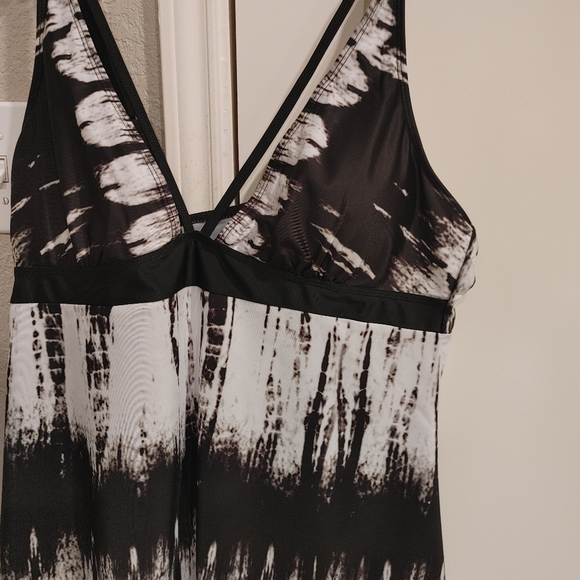 NWOT Amazon Tie Dye Tankini and Boy Shorts Adjustable Padded Crisscross Back 3XL - Picture 5 of 16